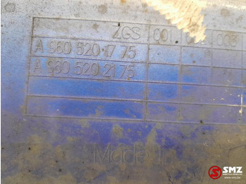 Rám/ Podvozok pre Nákladné auto Mercedes-Benz Occ set sideskirts links + rechts Mercedes: obrázok 5