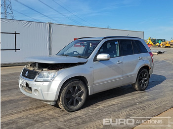 SUV SUZUKI