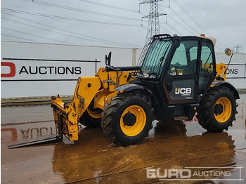 Teleskopický nakladač JCB