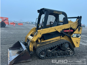 Šmykom riadený nakladač CATERPILLAR