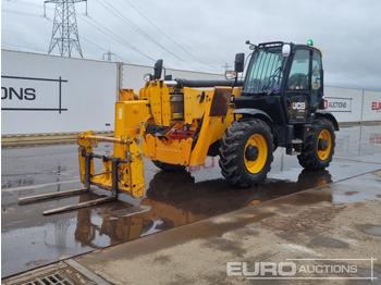 Teleskopický nakladač JCB