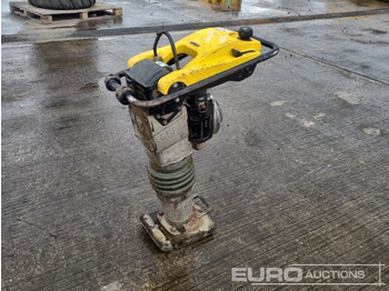 Asfaltovací stroj WACKER