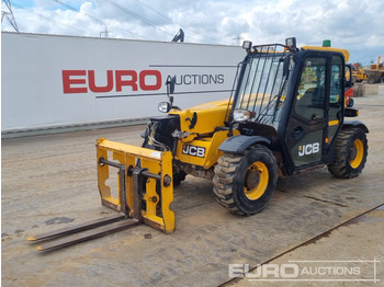 Teleskopický nakladač JCB