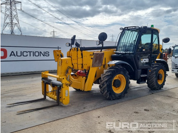 Teleskopický nakladač JCB