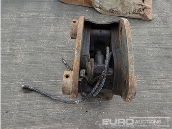 Rýchloupínacia zariadenia Hydraulic Quick Hitch 65mm Pin to 13 Ton Excavator: obrázok 4 Rýchloupínacia zariadenia Hydraulic Quick Hitch 65mm Pin to 13 Ton Excavator: obrázok 4