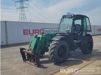 Teleskopický nakladač JCB