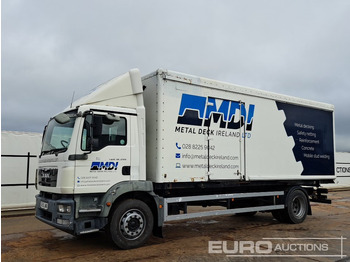 Skříňový nákladní auto MAN TGM 18.240