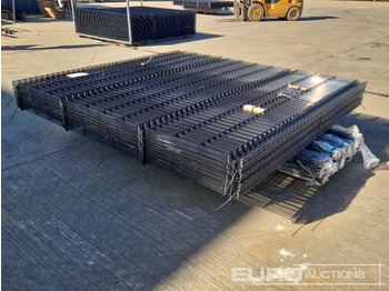 Stavebné zariadenia Unused Galvanised & Powder Coated Heavy Duty (5mm) Wire Mesh Fencing, 25 x H2.4m x W2.2m Panels, 26 x 60mm x 60mm x3m Posts, with Fittings (Black): obrázok 3