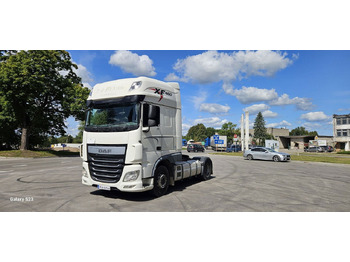Ťahač DAF XF 105 460