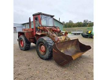 Kolesový nakladač HANOMAG