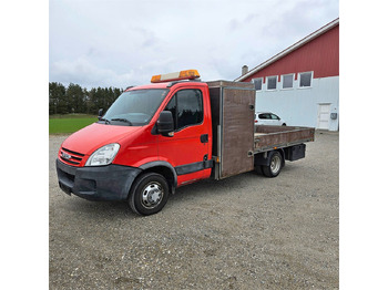 Valníkový/ Plošinový nákladný automobil IVECO Stralis