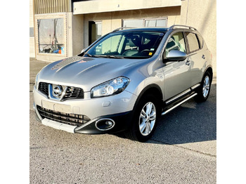 SUV NISSAN