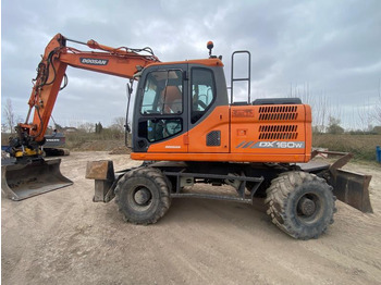 Kolesové rýpadlo DOOSAN DX160W-3