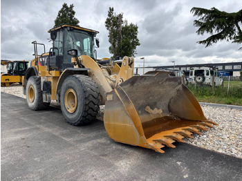 Kolesový nakladač CATERPILLAR 962M