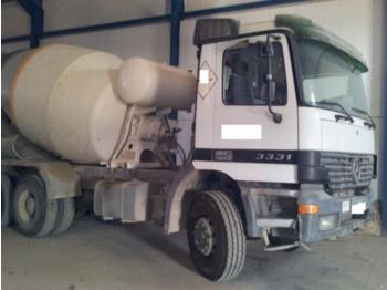 Domiešavač MERCEDES BENZ 3331: obrázok 1