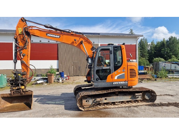 Pásové rýpadlo DOOSAN DX140