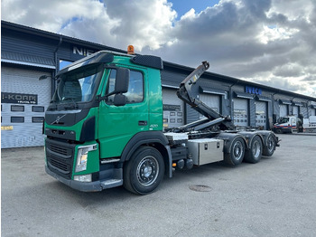Hákový nosič kontajnerov VOLVO FM 420