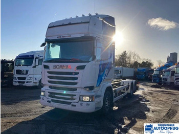 Podvozek s kabinou SCANIA R 730