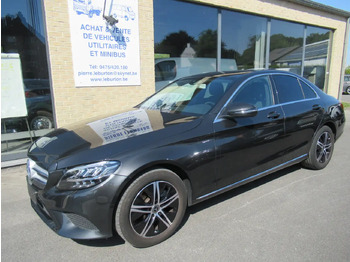 Sedan MERCEDES-BENZ