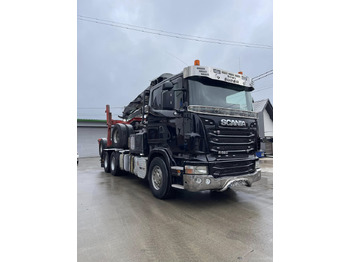 Nákladné vozidlo na prepravu dreva SCANIA R 620
