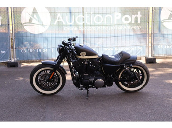 Motocykel HARLEY-DAVIDSON