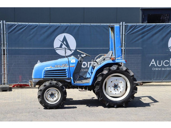 Traktor ISEKI
