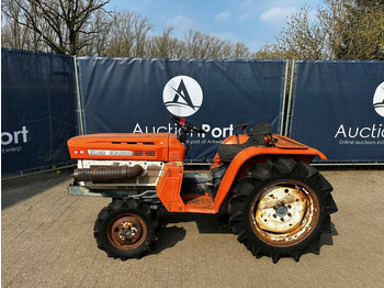 Traktor KUBOTA B series