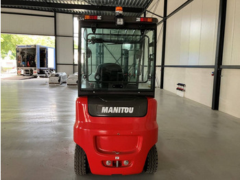 Elektrický vysokozdvižný vozík Manitou ME 425C 8 V: obrázok 4 Elektrický vysokozdvižný vozík Manitou ME 425C 8 V: obrázok 4