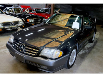 Sedan MERCEDES-BENZ