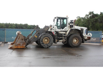 Kolesový nakladač VOLVO L180F