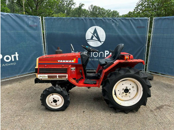 Traktor YANMAR