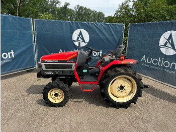 Traktor YANMAR