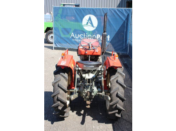 Traktor Yanmar YM2000: obrázok 4