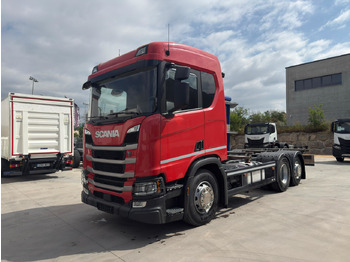 Podvozek s kabinou SCANIA R 450