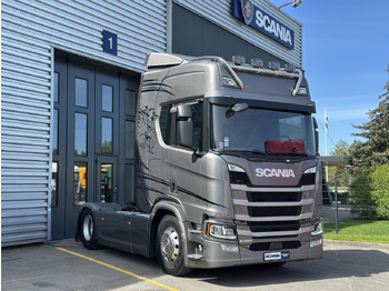 Ťahač SCANIA R 450