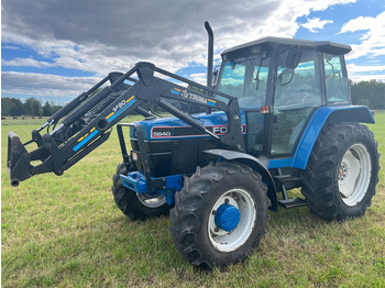 Traktor FORD