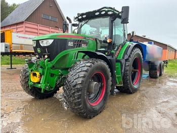 Traktor JOHN DEERE