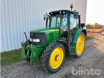 Traktor JOHN DEERE 6320