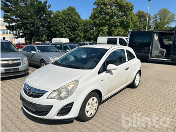 Automobil OPEL
