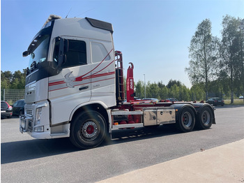 Hákový nosič kontajnerov VOLVO FH