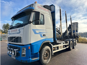 Nákladné vozidlo na prepravu dreva VOLVO FH12