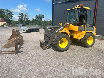Kolesový nakladač VOLVO L30B