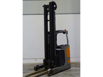 Skladový zakladač STILL