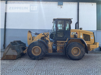 Kolesový nakladač CATERPILLAR 930M
