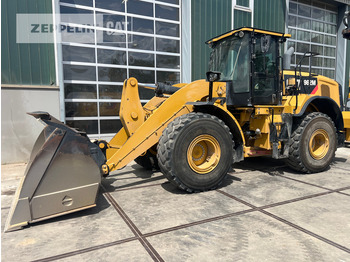 Kolesový nakladač CATERPILLAR 962M