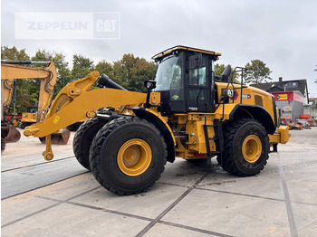 Kolesový nakladač CATERPILLAR 966