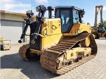 Buldozér CATERPILLAR D6