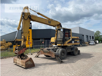 Kolesové rýpadlo CATERPILLAR M318
