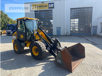 Kolesový nakladač JCB 406