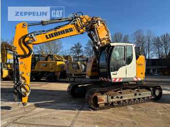 Pásové rýpadlo LIEBHERR R 926